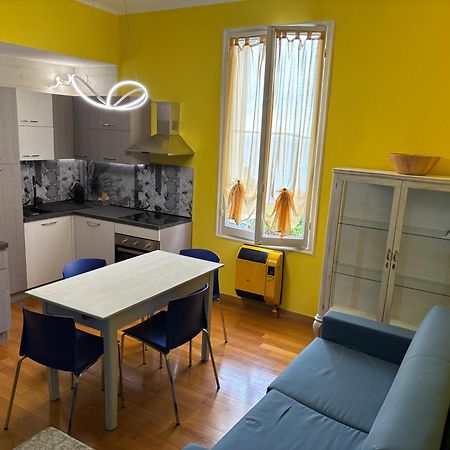 La Vespertina Bike&Sea Apartment Finale Ligure Bagian luar foto