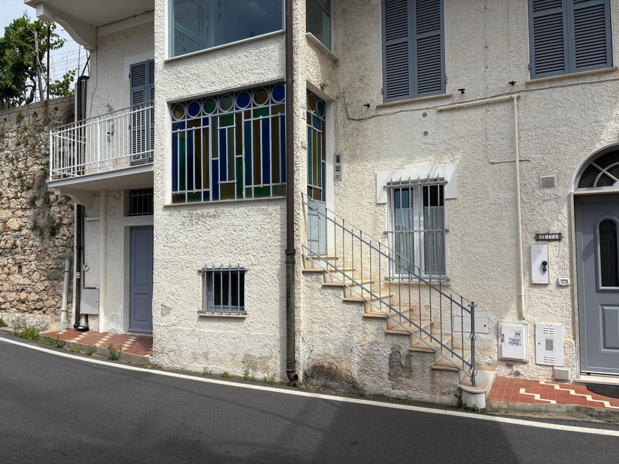 La Vespertina Bike&Sea Apartment Finale Ligure Bagian luar foto