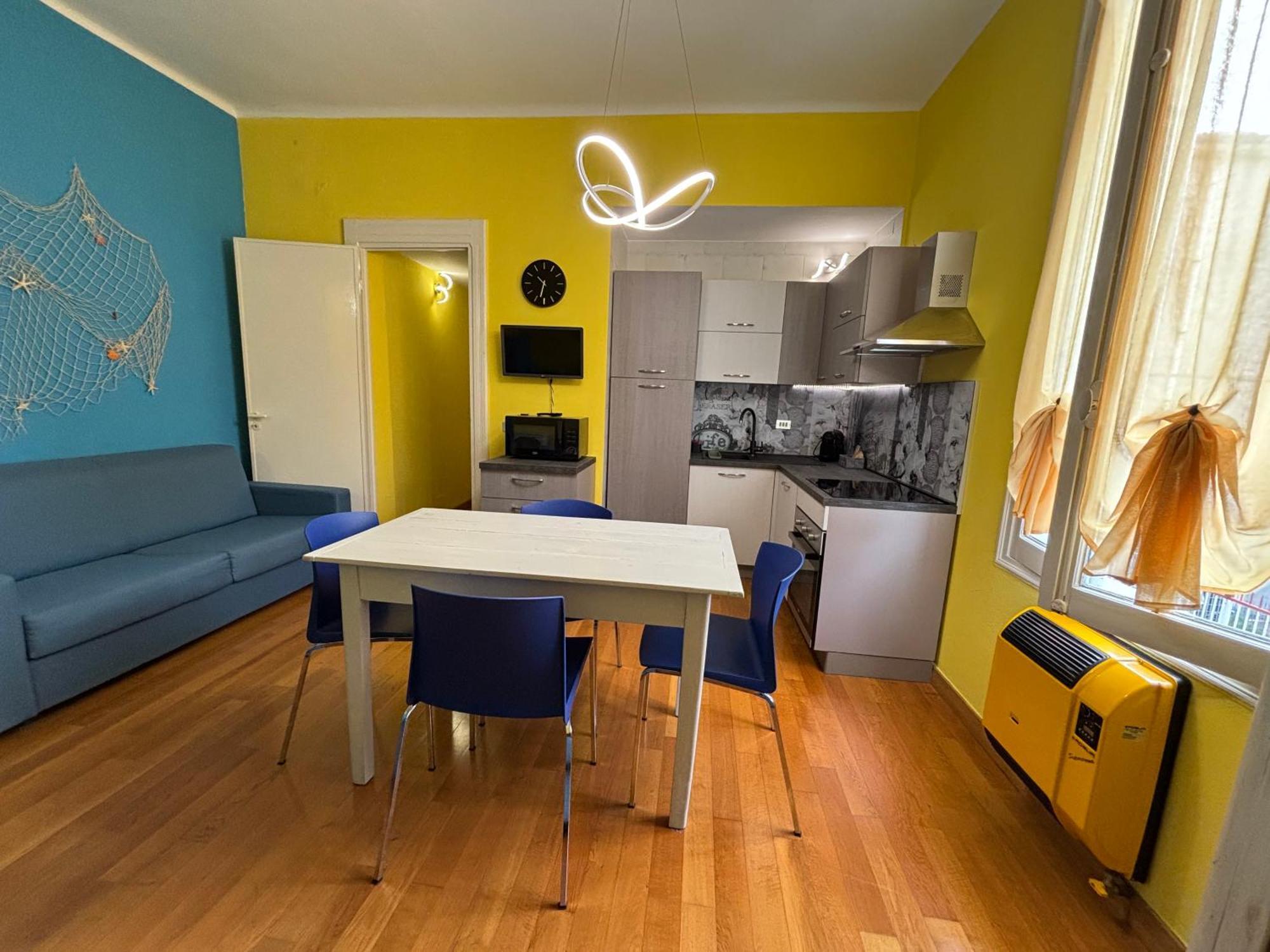 La Vespertina Bike&Sea Apartment Finale Ligure Bagian luar foto